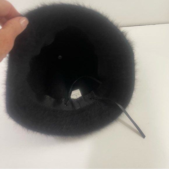 Black Fur Bucket Hat - Picture 3 of 10